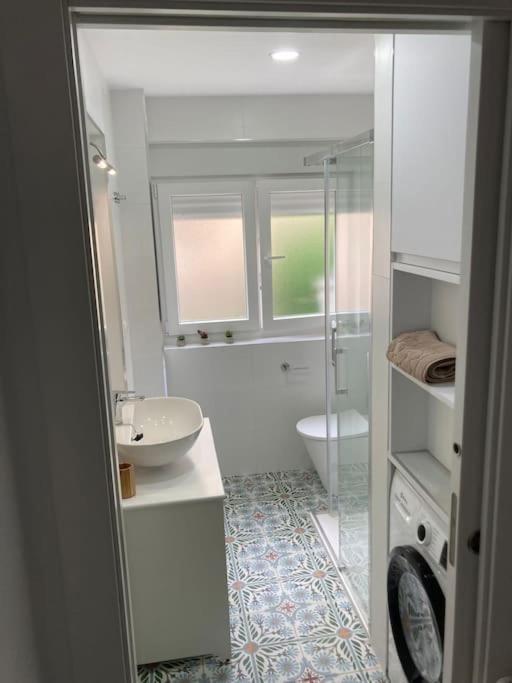 Piso Centrico Con Garaje Privado Gratis Apartment Santander Bagian luar foto